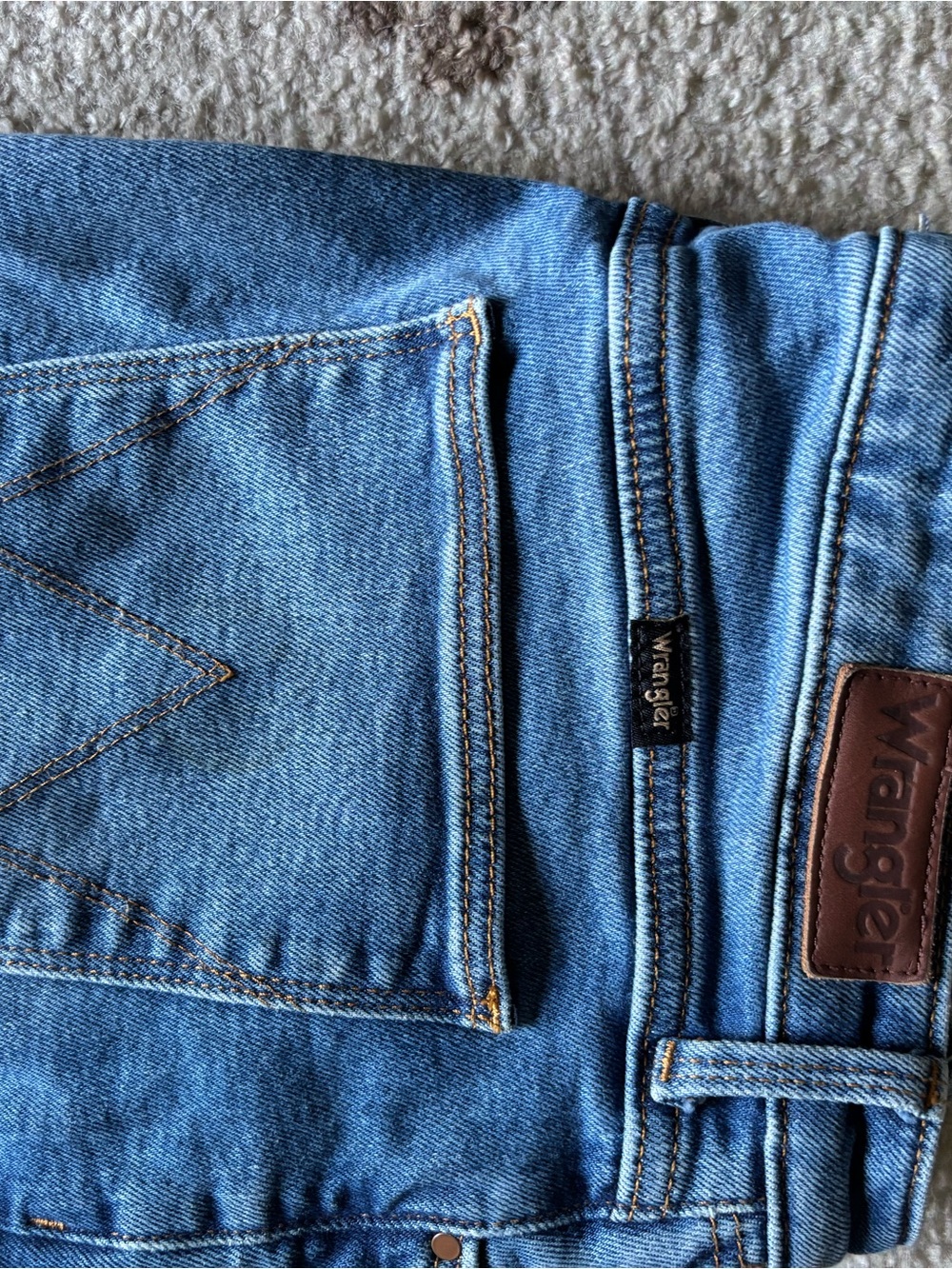 Wrangler Women’s Light Blue Relaxed Fit Denim Jeans